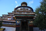 唯一一座完整保存至今寺塔,寺中有大型佛塔建築群,有"西藏塔王"之稱.
IMG_0364