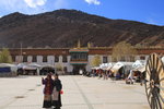 嘎托鎮是芒康县政府所在地, 也是東通巴塘,北接邦逹的川藏公路的重要城鎮.IMG_0905