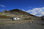 色季拉山口是川藏318國道必經之處.這里觀景台可遠眺南迦巴瓦峰
IMG_0536