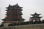 滕王閣,江南三大名樓之一,是南方唯一一座皇家建築,始建于唐朝永徽四年,它與湖北黃鶴樓,湖南岳陽樓為并稱為'江南三大名樓'

IMG_2678