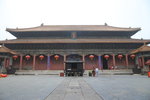 主體建築天貺殿采用中國古代建築最高規格建築,重檐庑殿頂,為中國三大宮殿式建築之一.
IMG_4267