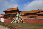 两寺是指藏傳佛教寺院和漢傳佛寺院.
IMG_7369