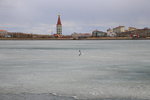 冬季整個湖面結冰,冰層非常厚.
IMG_7925