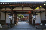 以日本現存古塔當中最高的五重塔聞名的東寺建於794年,是京都最古老的寺院.東寺被列為世界文化遺產.
IMG_8018