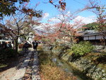 哲學之道被選為「日本之道百選」之一,可欣賞四季各異風情的散步道.西田幾多郎等京都的哲學家都喜歡來此散步.
PB110548