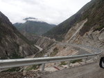 丙察察的察瓦龍至察隅簡易公路2009年貫通,丙察察線是進西藏線路中最短、最為艱險,風景最優美原始路線.
P9150603