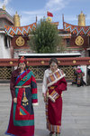 大昭寺是西藏現存最古老的土木結構建築，融合了藏、唐、尼泊爾、印度的建築風格，作為藏傳佛教最神聖的寺廟，大昭寺並不從屬於哪個教派。1M5A0204.jpg_