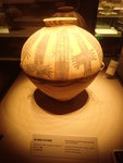 两大圈肢爪紋彩陶罐 (公元前2400年-前2000年) PA124908