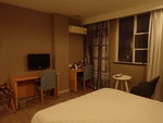 19:00 入住如家酒店 $127 PB239643
