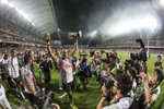 Cup Champion: Fiji Rugby Team UK3A3996r (1)