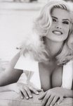 600full-anna-nicole-smith