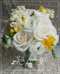 White Rose Fresh Flower Bouquet